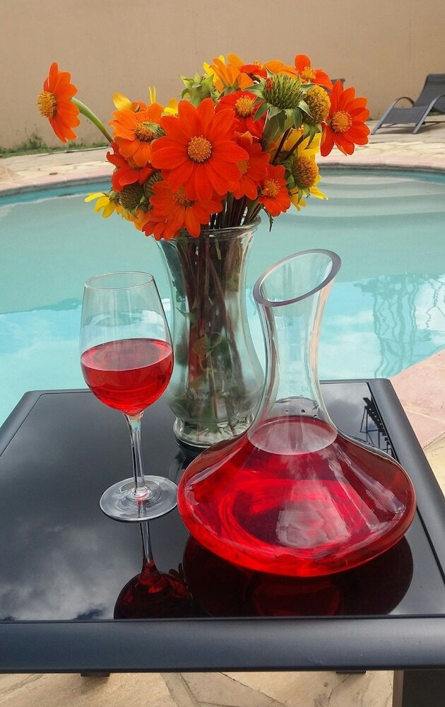 Purple Rose Boutique Hotel