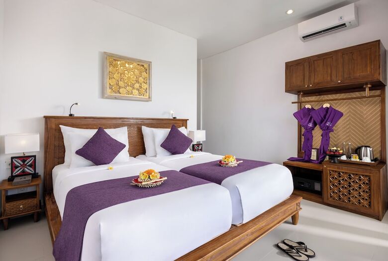 Hotel Swan Paradise A Pramana Experience