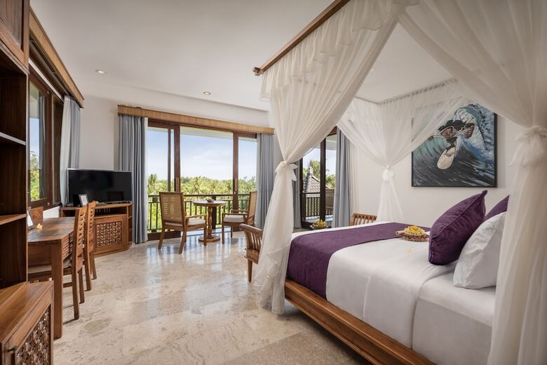 Hotel Swan Paradise A Pramana Experience