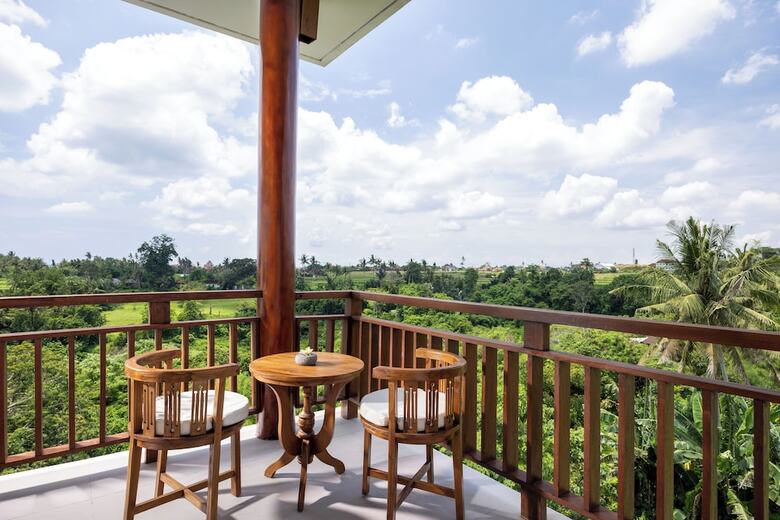 Hotel Swan Paradise A Pramana Experience