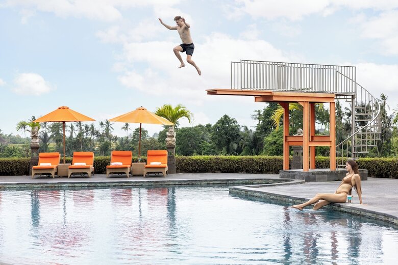 Hotel Swan Paradise A Pramana Experience