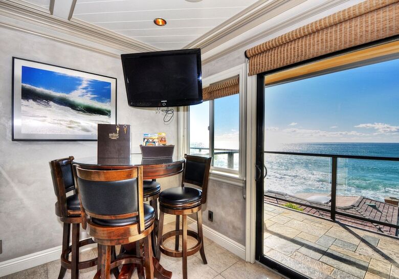 Hotel The Retreat In Laguna Beach