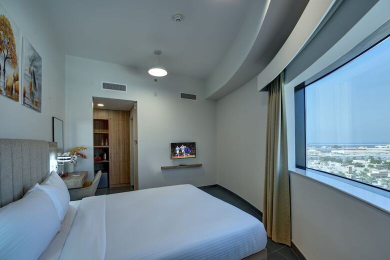 Wescott Hotel