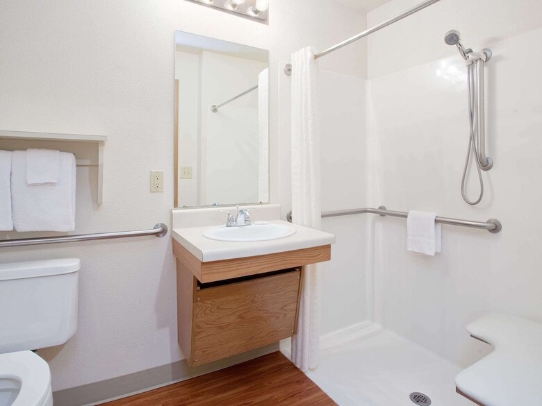 Hotel Woodspring Suites Chicago Darien
