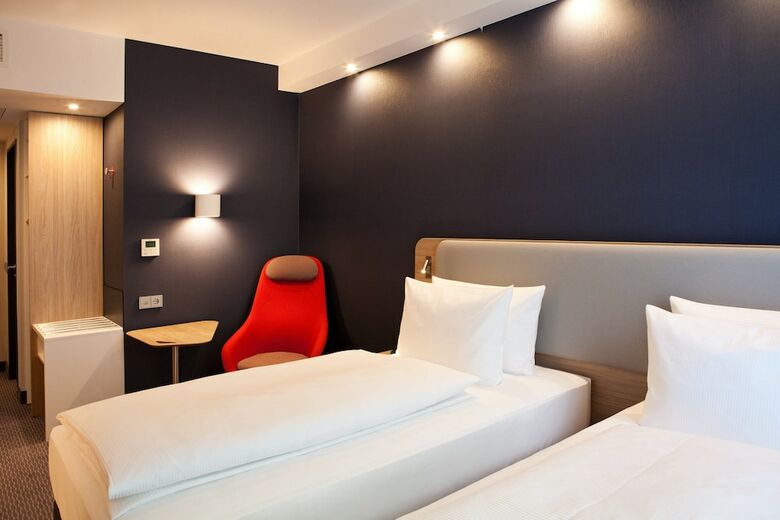 Hotel Holiday Inn Express Munich Olching By Ihg