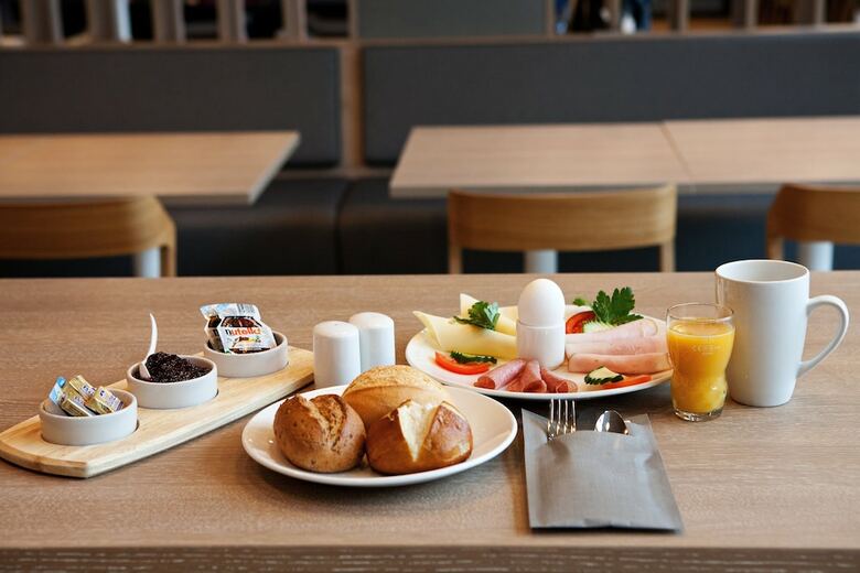 Hotel Holiday Inn Express Munich Olching By Ihg