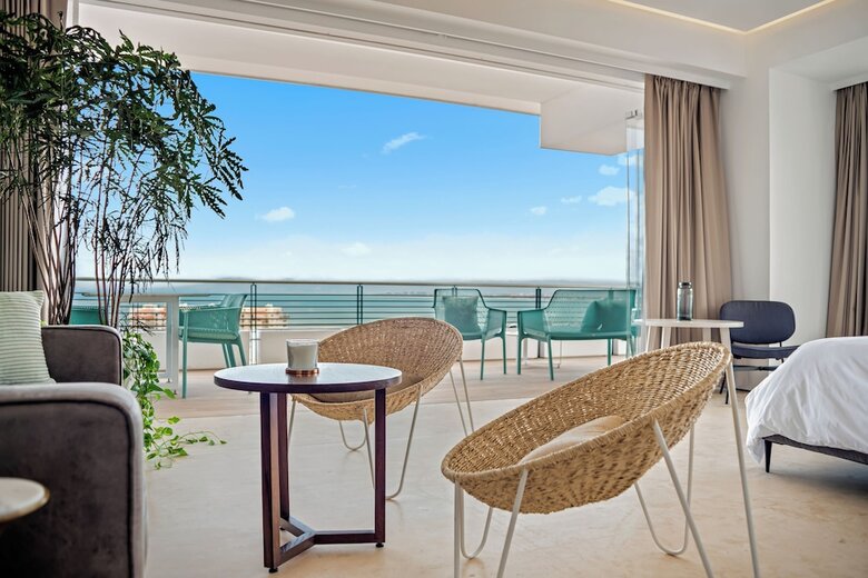 Aparthotel Maxwell Collection Romantic Zone