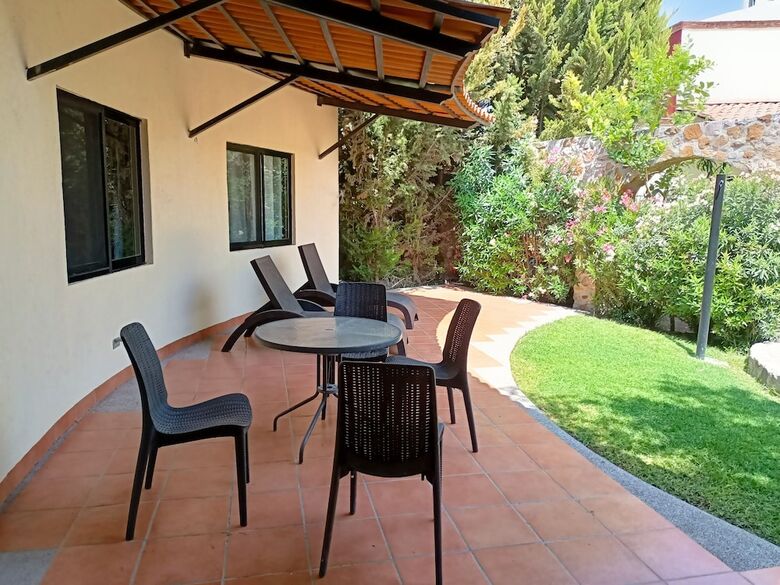 Hotel Rancho Los Labradores