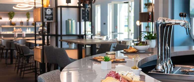 Hotel Campanile Smart Lyon Est - Eurexpo Bron Aviation