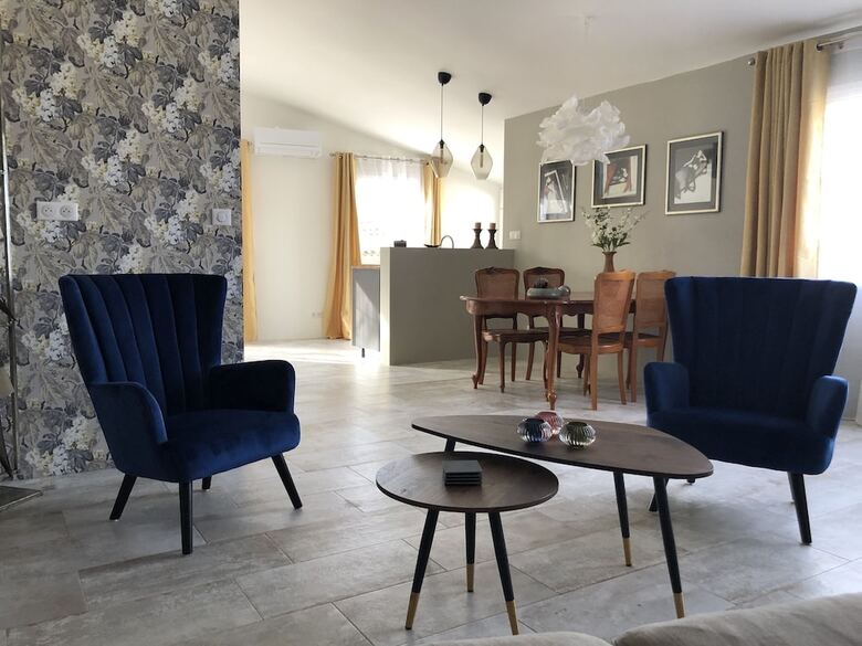 Bed & Breakfast Maison De Midi