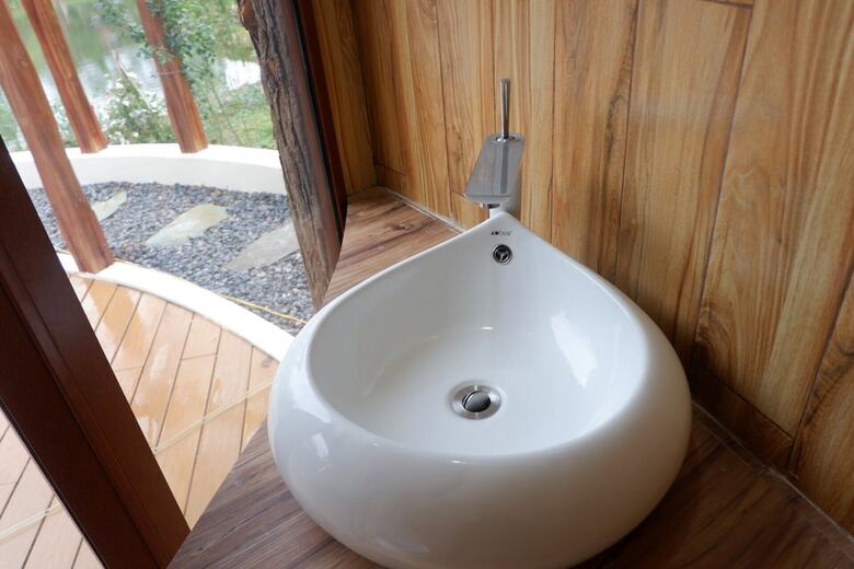 Hotel U Lesa Retreat Nha Ben Rung