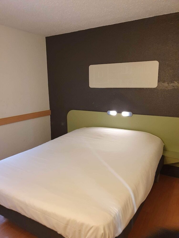 Hotel Cit?h�tel Design Booking Evry Saint Germain-l�s-corbeil Senart