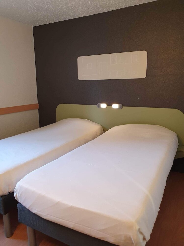 Hotel Cit?h�tel Design Booking Evry Saint Germain-l�s-corbeil Senart