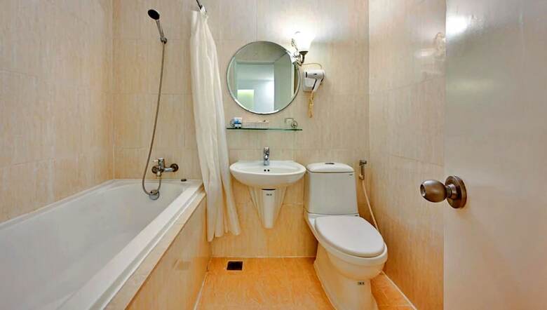 Hanz Premium Le Thanh Ton Hotel