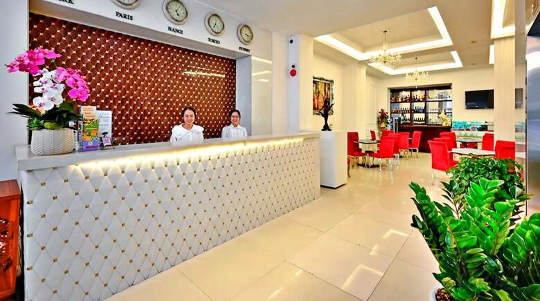 Hanz Premium Le Thanh Ton Hotel
