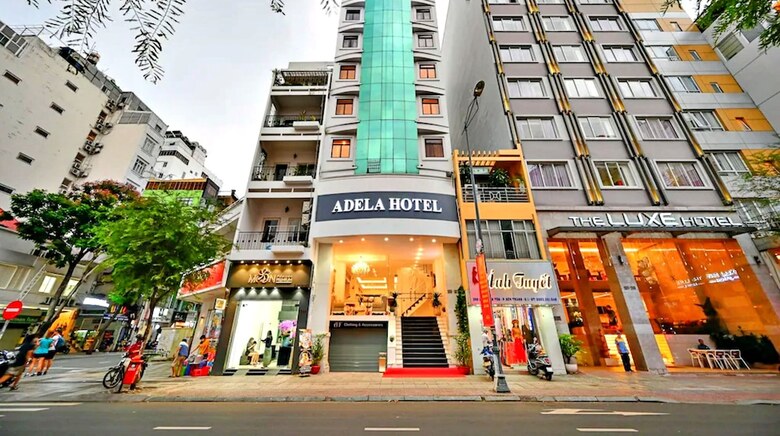 Hanz Premium Le Thanh Ton Hotel