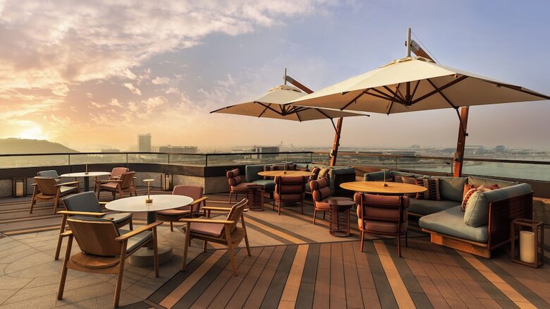 Sheraton Hong Kong Tung Chung Hotel