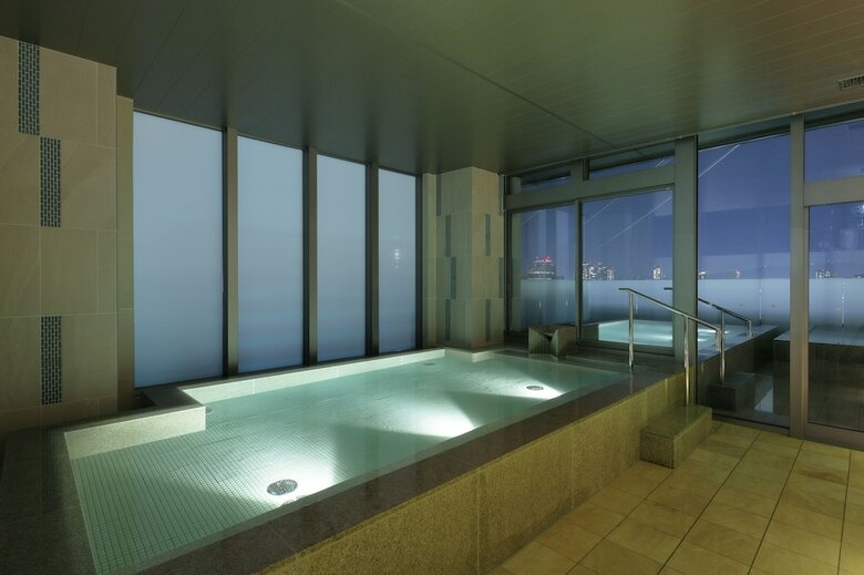 Candeo Hotels Osaka Shinsaibashi