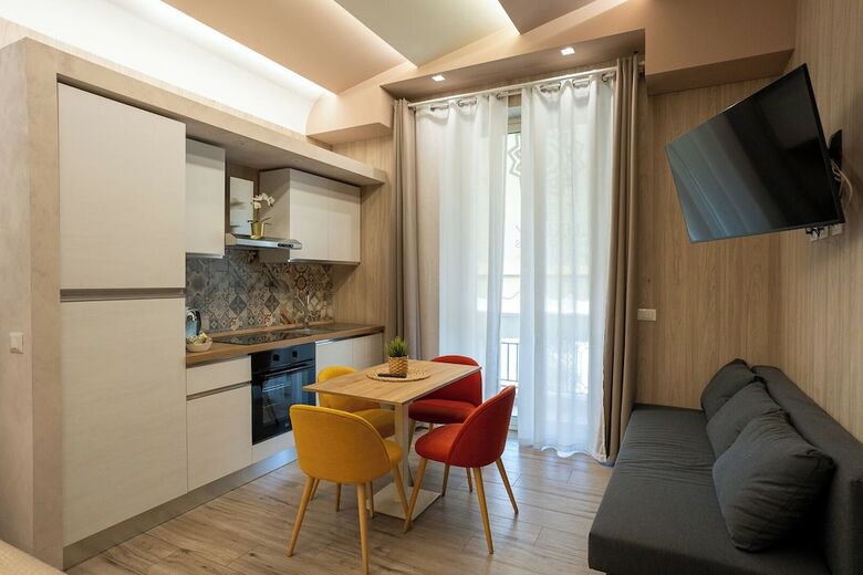 Bed & Breakfast Th Luxury Rooms