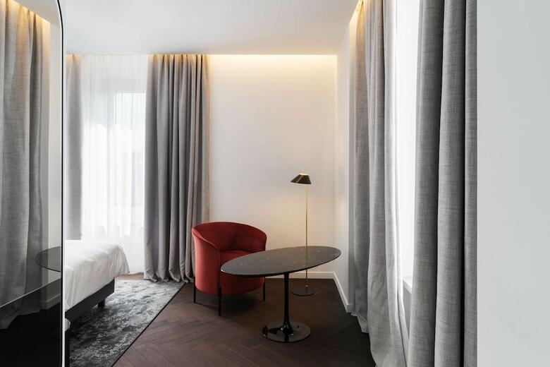 Radisson Collection Hotel, Santa Sofia Milan