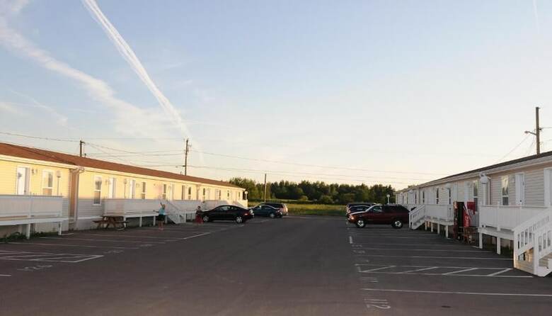 Gaudet Chalets & Motel