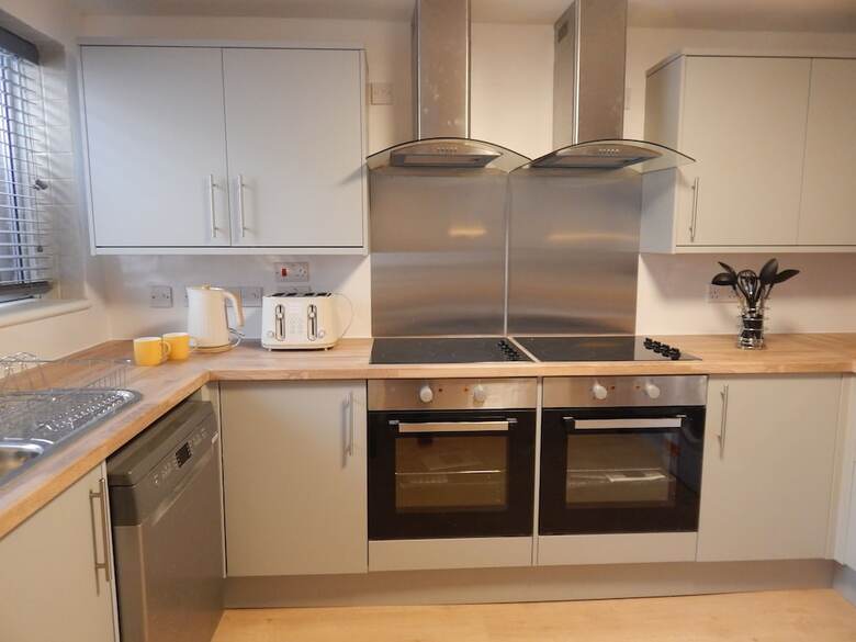 Brookfield En-suite Rooms