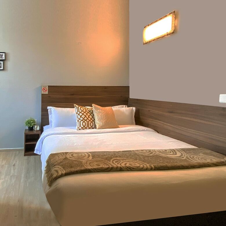 Hotel St Signature Bugis Beach, Dayuse, 5 Hours: 4pm-9pm