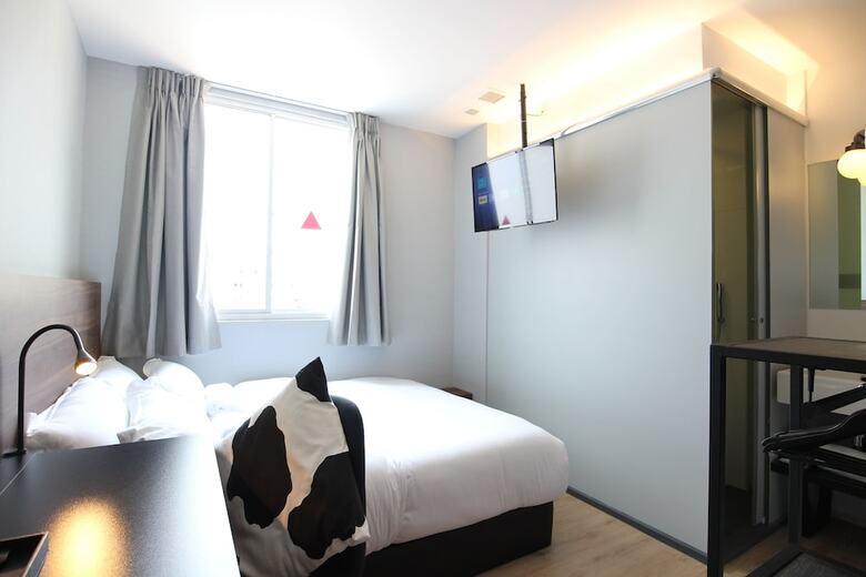 Hotel St Signature Bugis Beach, Dayuse, 5 Hours: 4pm-9pm