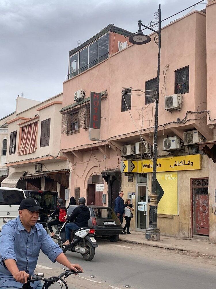 Riad Janat Salam