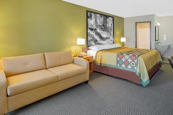 Hotel Super 8 Windsor/madison North