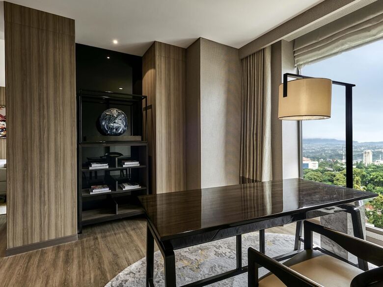 Hotel Pullman Bandung Grand Central