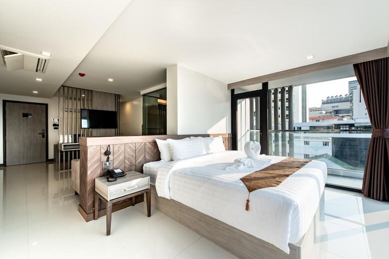 Blackwoods Hotel Pattaya