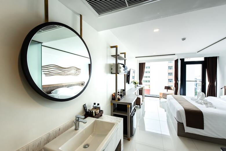 Blackwoods Hotel Pattaya
