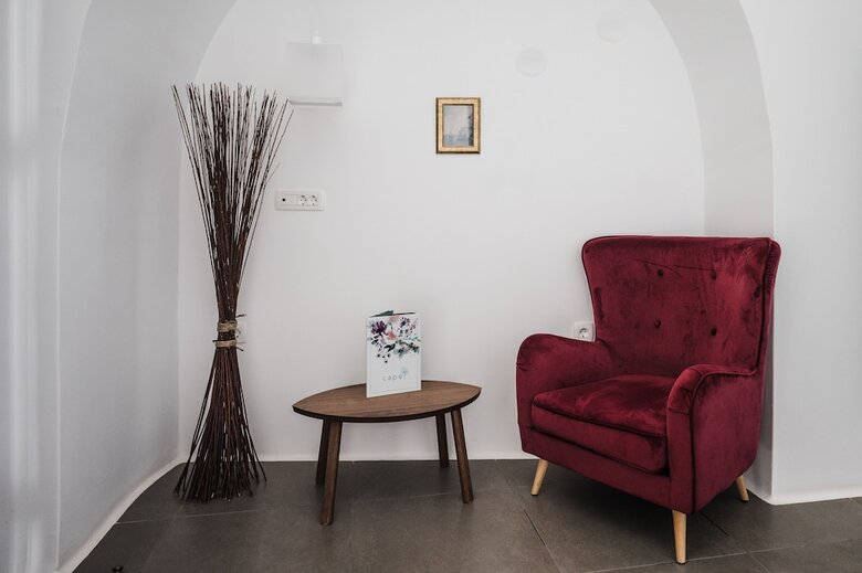 Amphitrite Suites Santorini