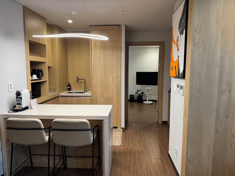Felix By Stx Hotel & Suite