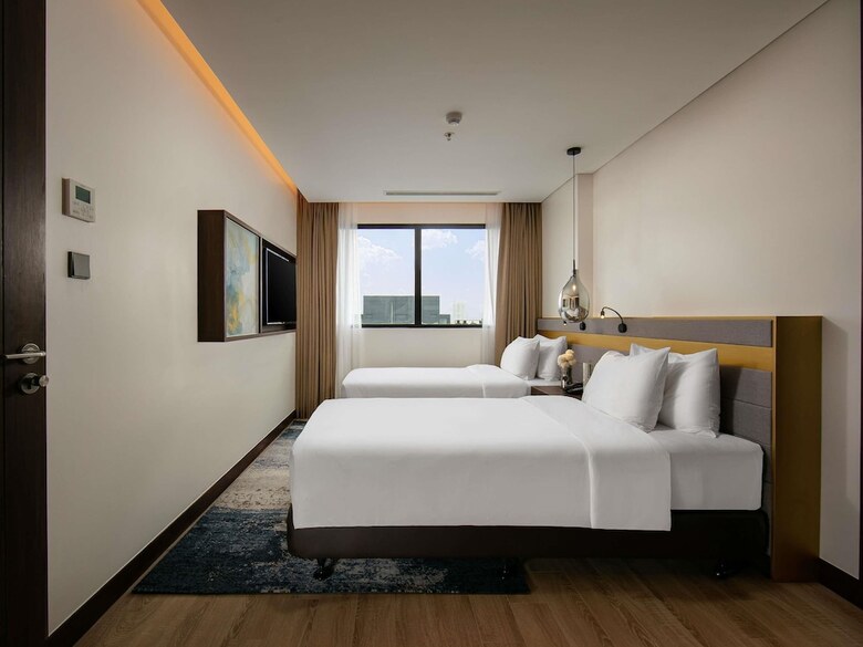 Hotel M�venpick Living West Hanoi
