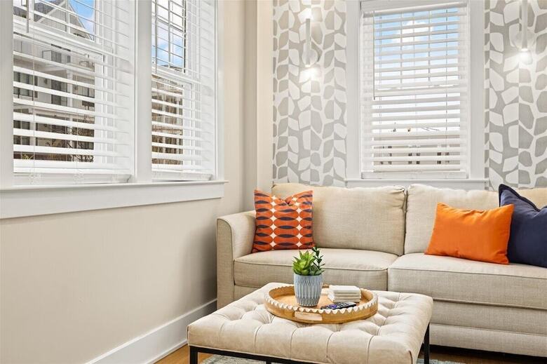 Hotel Surrey Beach House