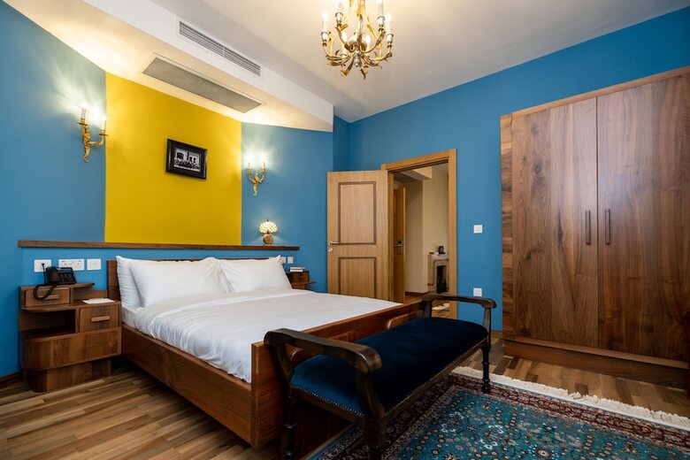 Limehouse Library Hotel