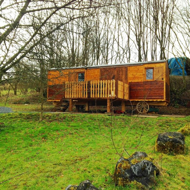 Charming Apartment In Sensenruth With Hot Tub