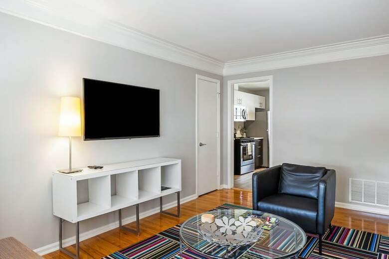 Apartamentos Brookwood Courtyard By Bca Furnished Apt