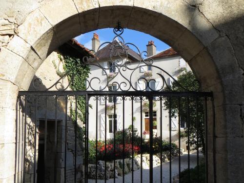 Bed & Breakfast Le Bailli De Montsaugeon