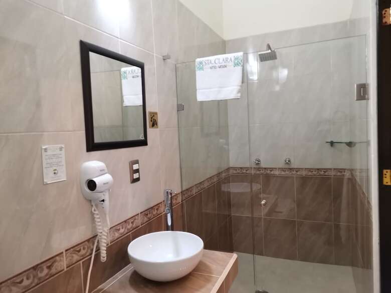 Hotel Mes�n Santa Clara