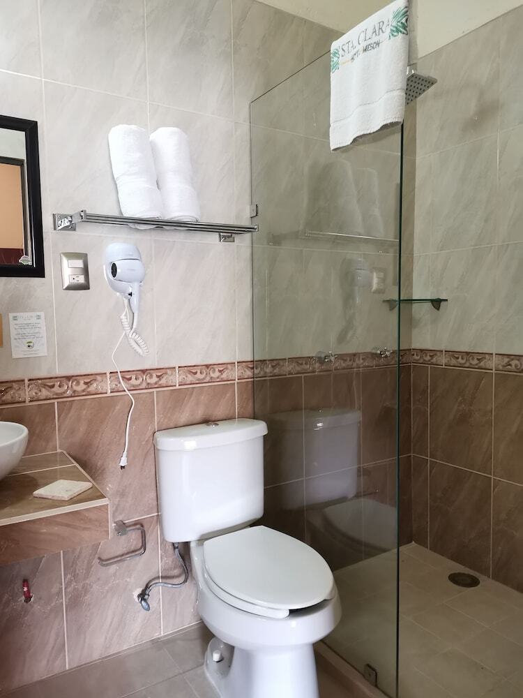 Hotel Mes�n Santa Clara