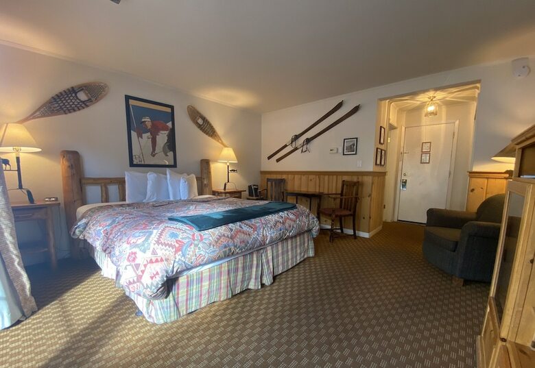 Hotel River Ranch Lodge & Restaurant