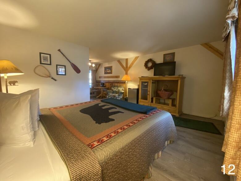 Hotel River Ranch Lodge & Restaurant