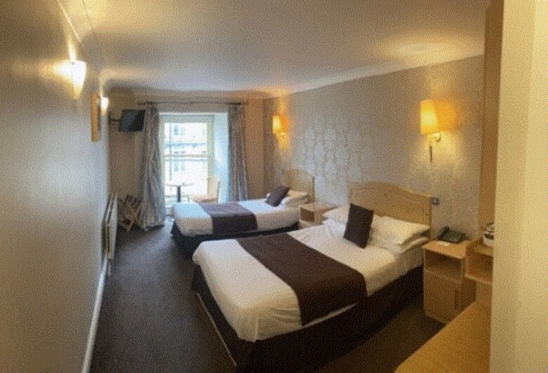 Hotel Corralea Court