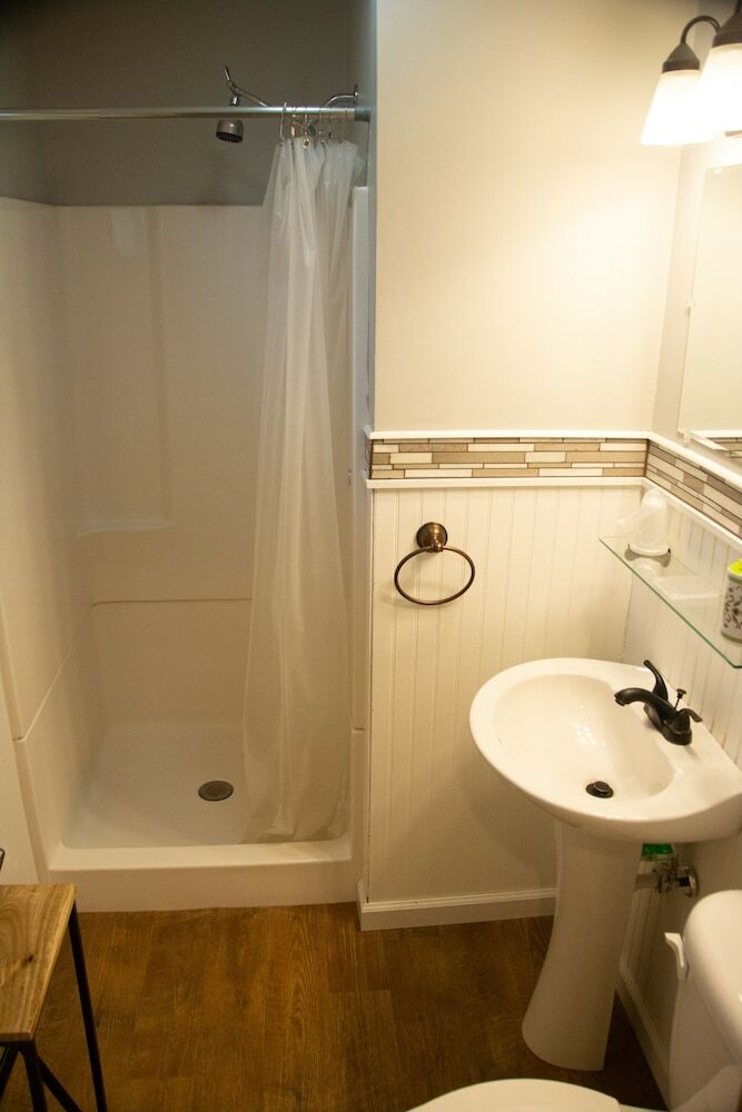 Holiday Motel