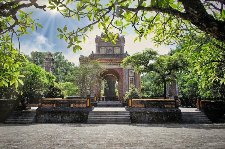 Silk Path Grand Hue Hotel