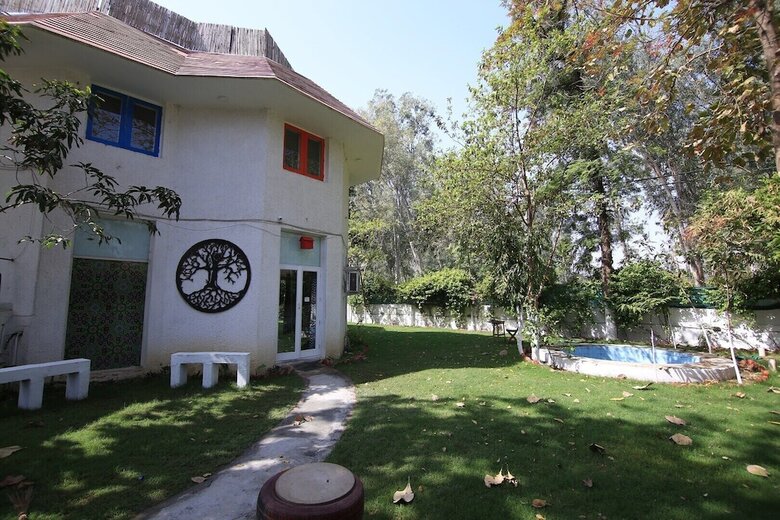 Adb Rooms Gour Farmhouse