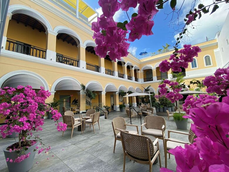 Hotel Palacio Provincial San Juan, Curio Collection By Hilton